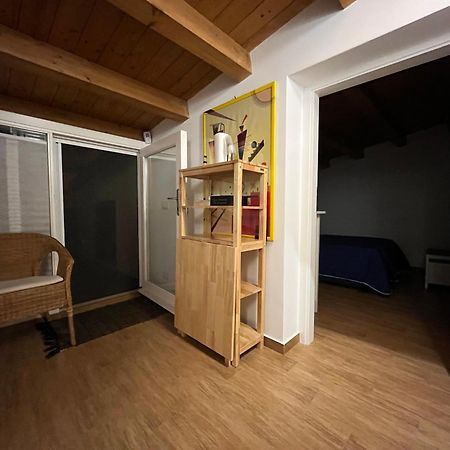 Maquedino Holiday Home & Terrace - Cozy Central Loft Palermo Kültér fotó