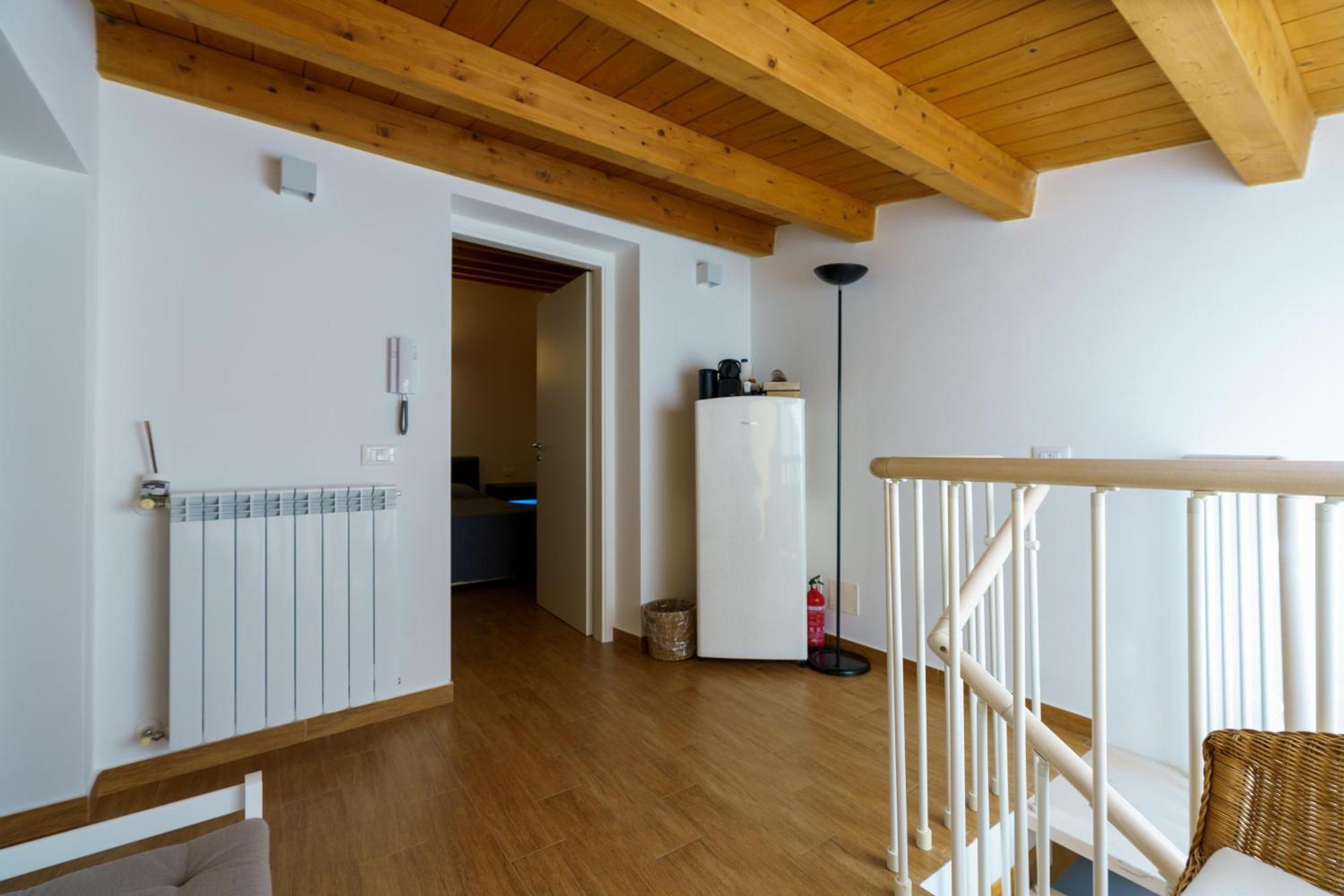 Maquedino Holiday Home & Terrace - Cozy Central Loft Palermo Kültér fotó