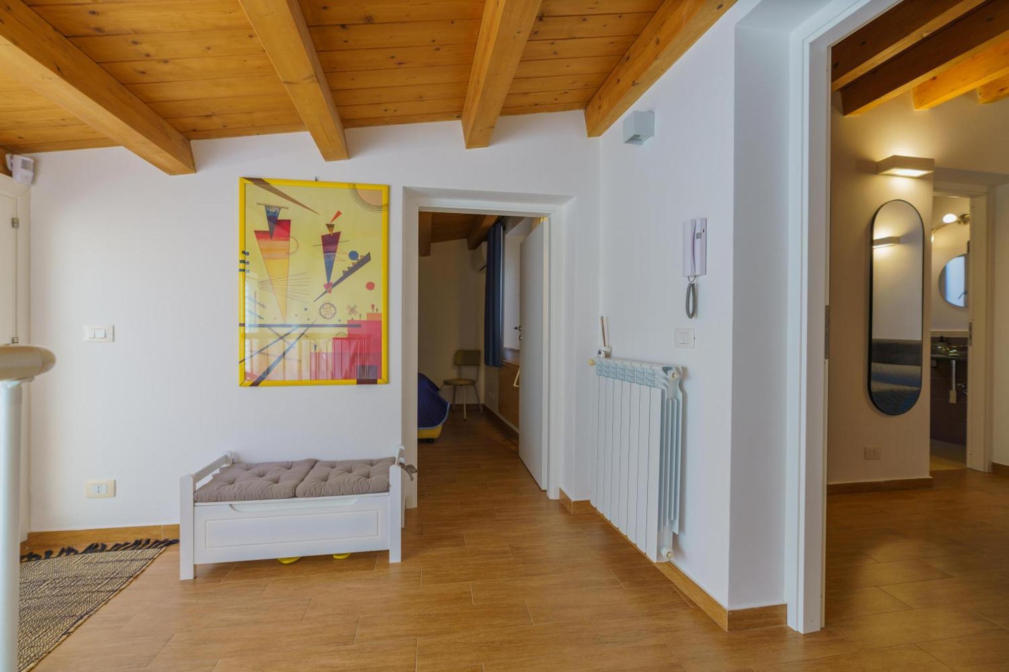Maquedino Holiday Home & Terrace - Cozy Central Loft Palermo Kültér fotó
