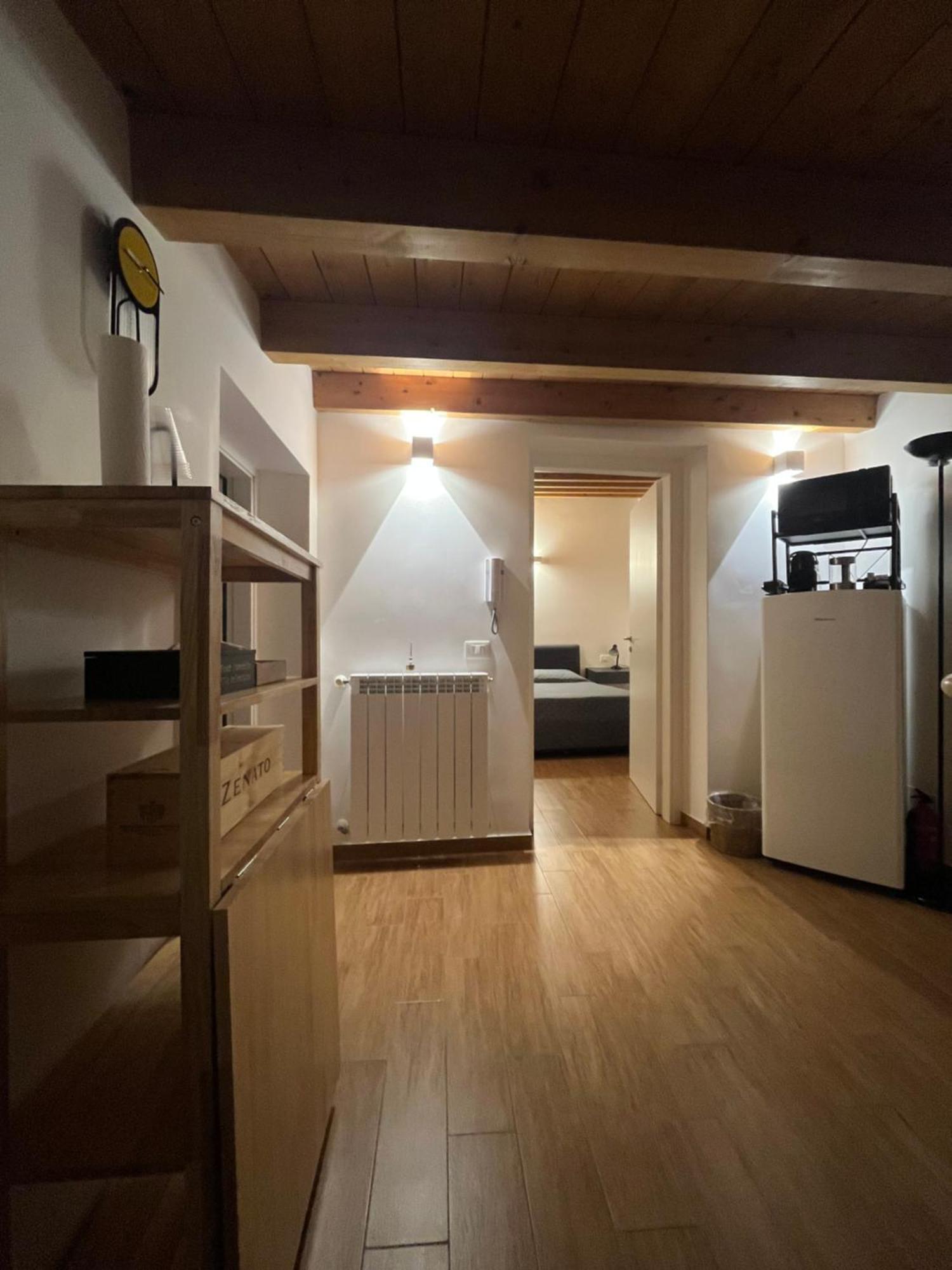 Maquedino Holiday Home & Terrace - Cozy Central Loft Palermo Kültér fotó